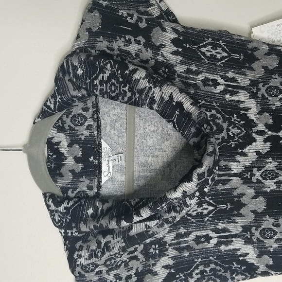 SPEACHLESS Cap sleeve Ruffled dress with patent leather wide belt NWT - Picture 2 of 8